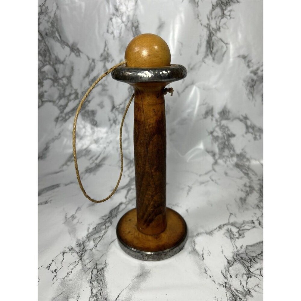 Vintage/antique Classic WOOD CATCH BALL GAME TOY String Toss Skill Handmade B2